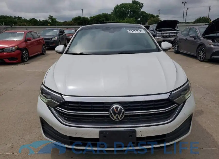 3VW7M7BU9PM003219# 5