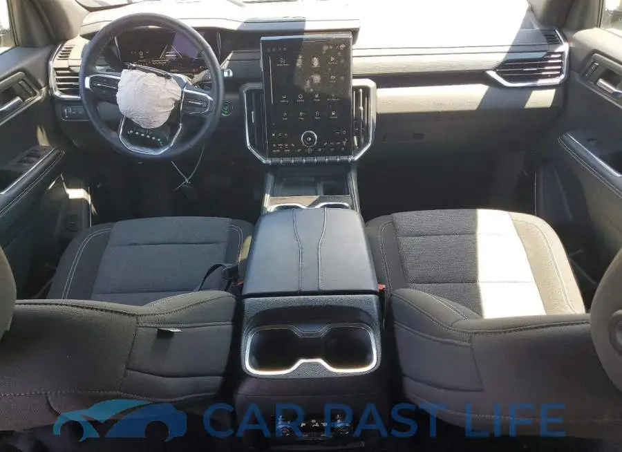 1GKENNRS3SJ216497# 8