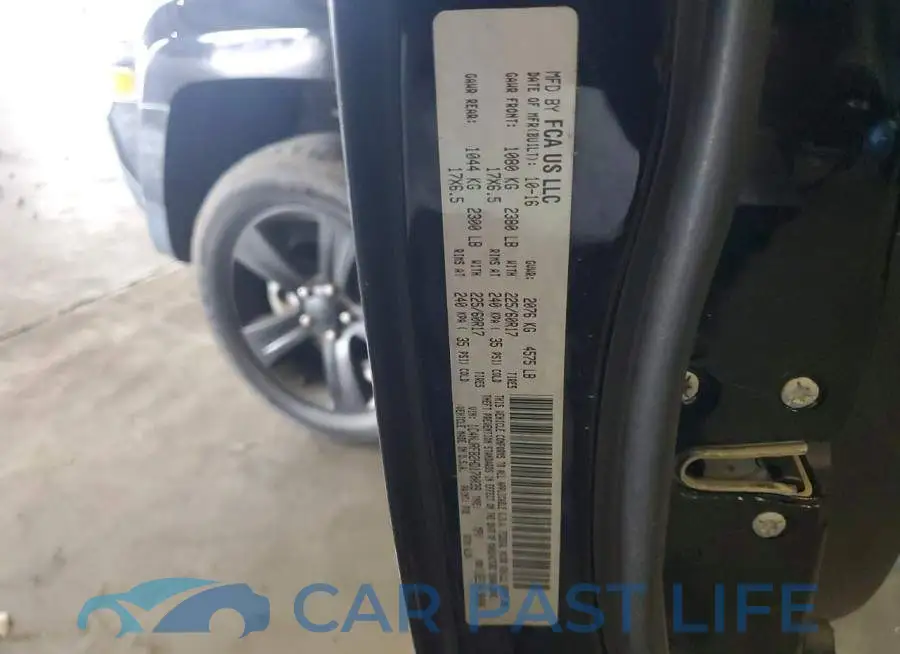 1C4NJRFB2HD170039# 13
