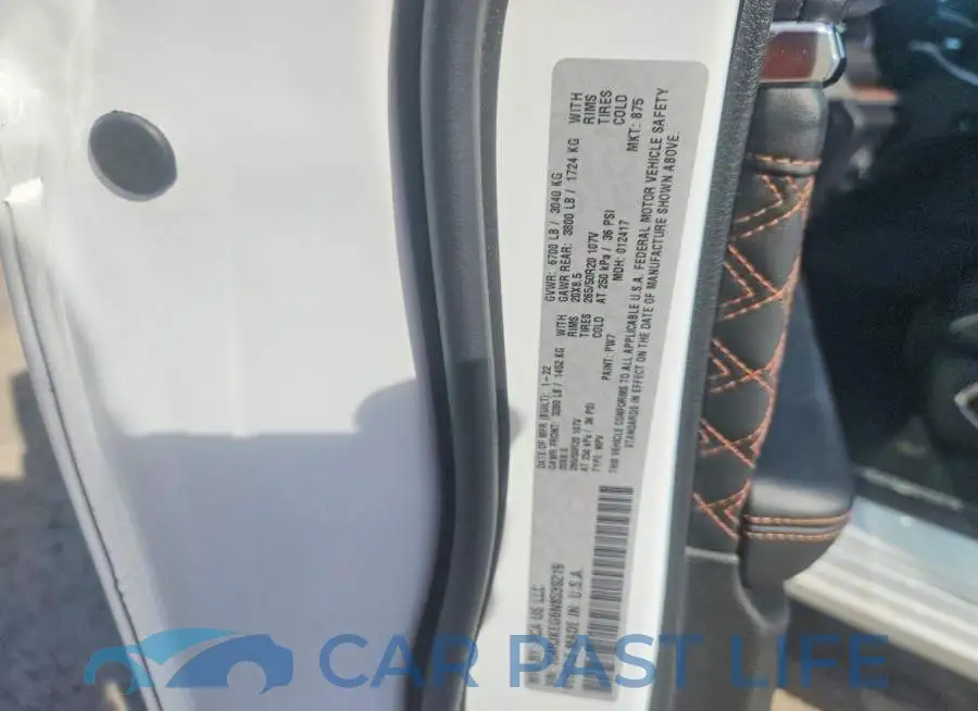 1C4RJKEG6N8539219# 13