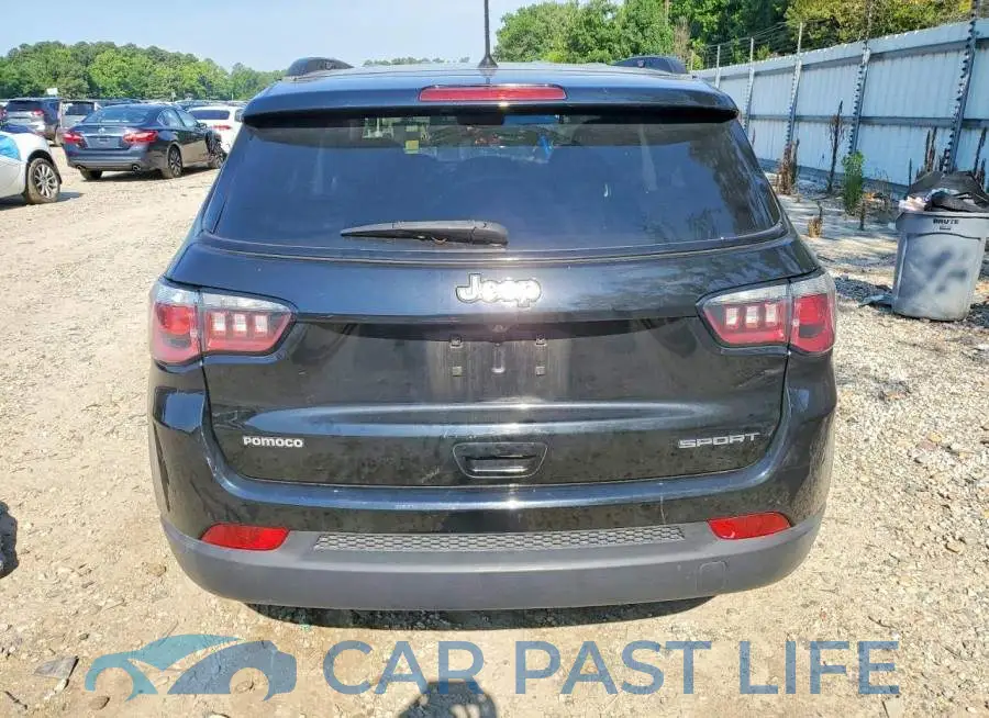 3C4NJCAB5JT327731# 6