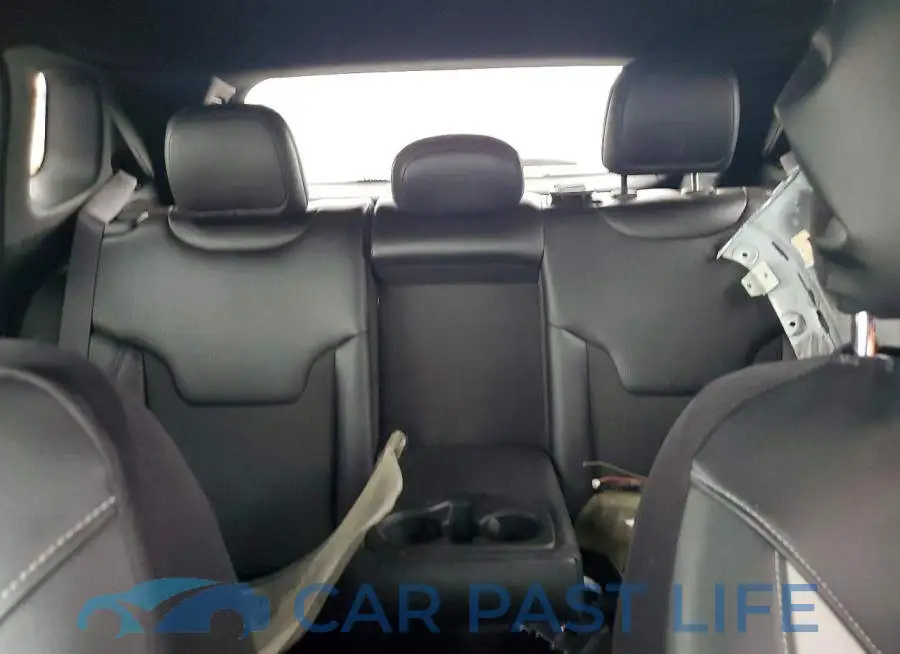 3C4NJDBN3RT117560# 10