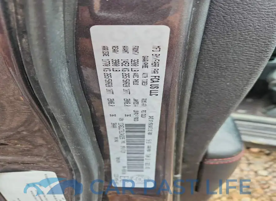 1C4SDJCT8JC403295# 12