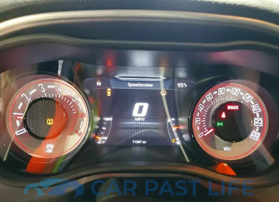 2C3CDZFJ5MH582883# 9