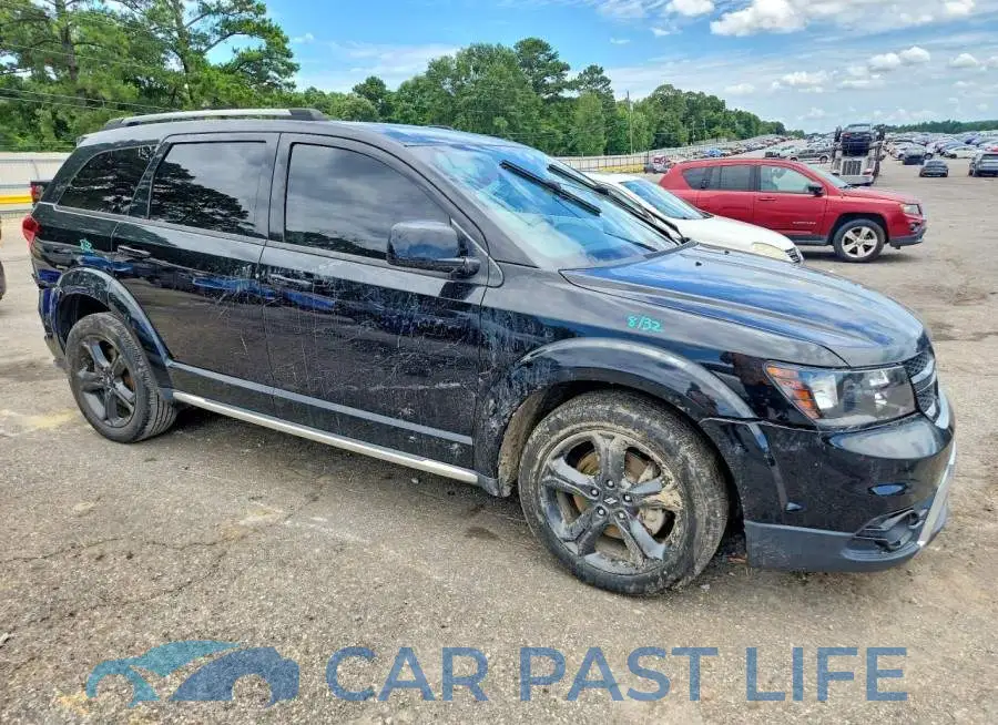 3C4PDCGB4LT272408# 4