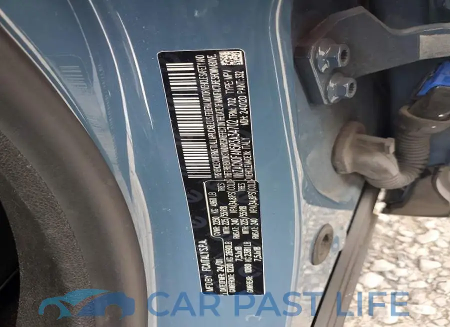 ZACNDFAN5R3A34702# 12