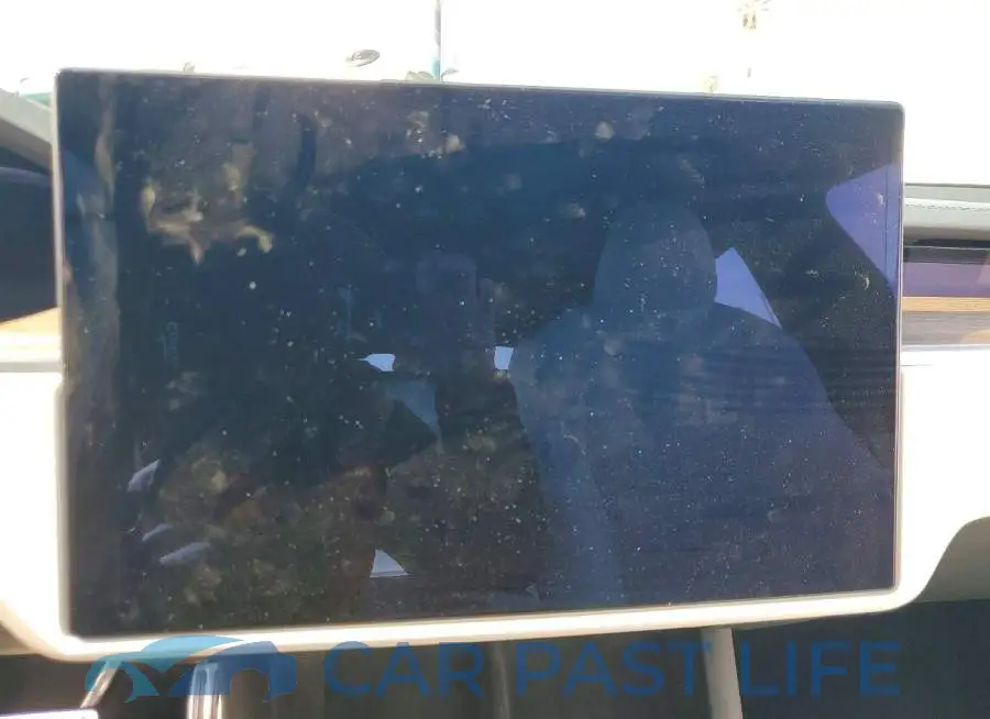 5YJSA1E5XNF475163# 9