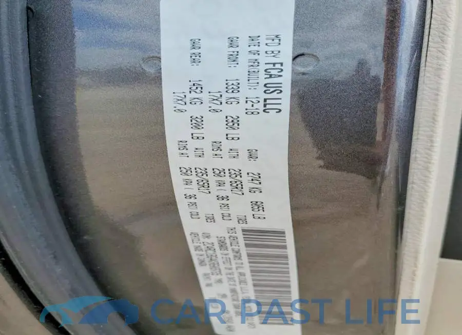 2C4RC1BG4KR603735# 10