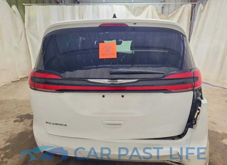 2C4RC1BG6SR551993# 6