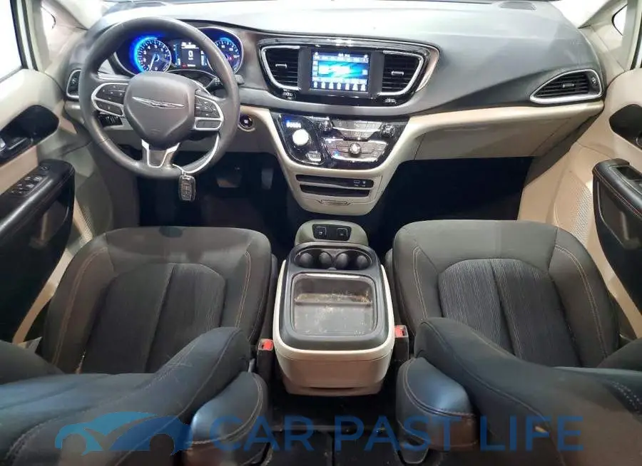 2C4RC1FG2LR158892# 8