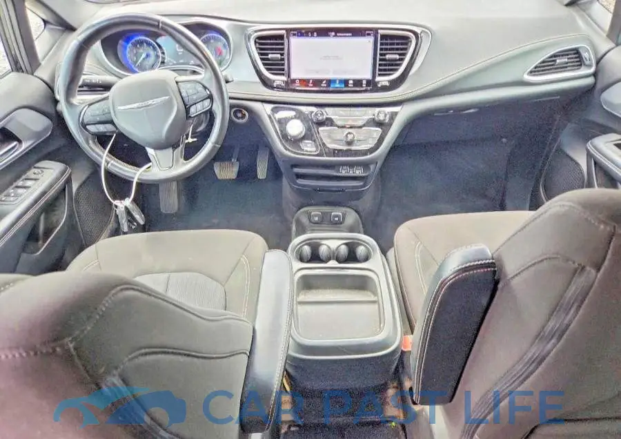2C4RC3FG4MR502171# 8
