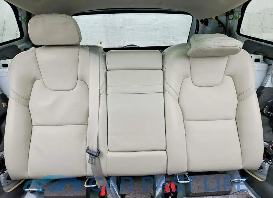 YV4102RK7L1411511# 10