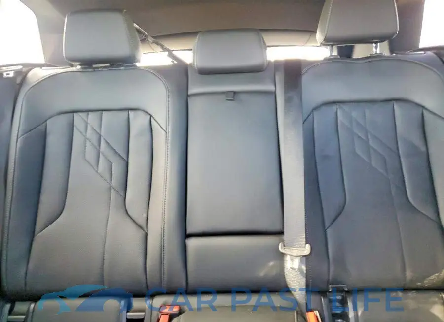 5UX53GP09S9001687# 10