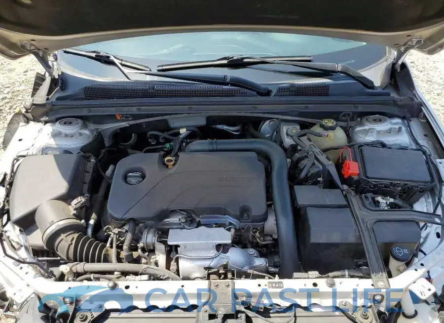 1G1ZB5ST6JF282951# 11