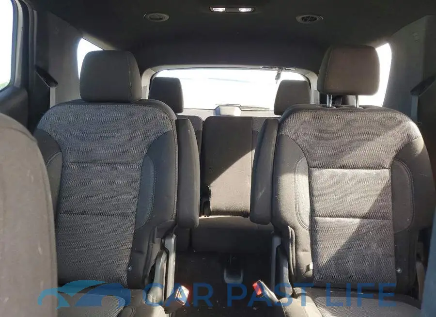 1GNESVKW3RJ138869# 10