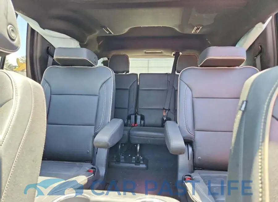 1GNS6SKD2TR203790# 10