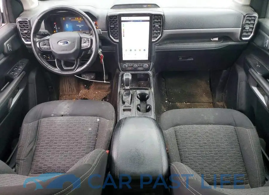 1FTER4HH3RLE24085# 8