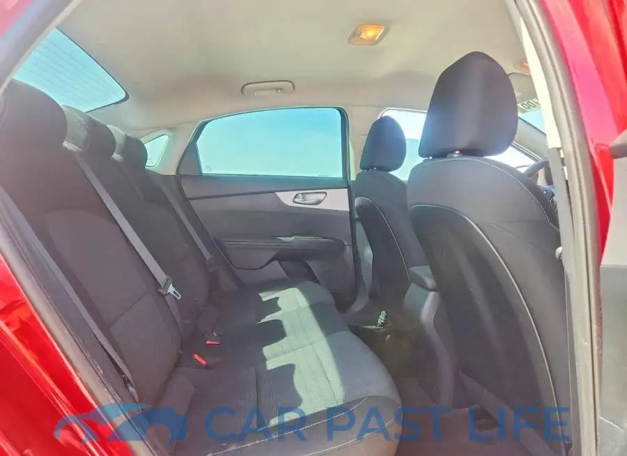 3KPF24AD4PE512813# 10