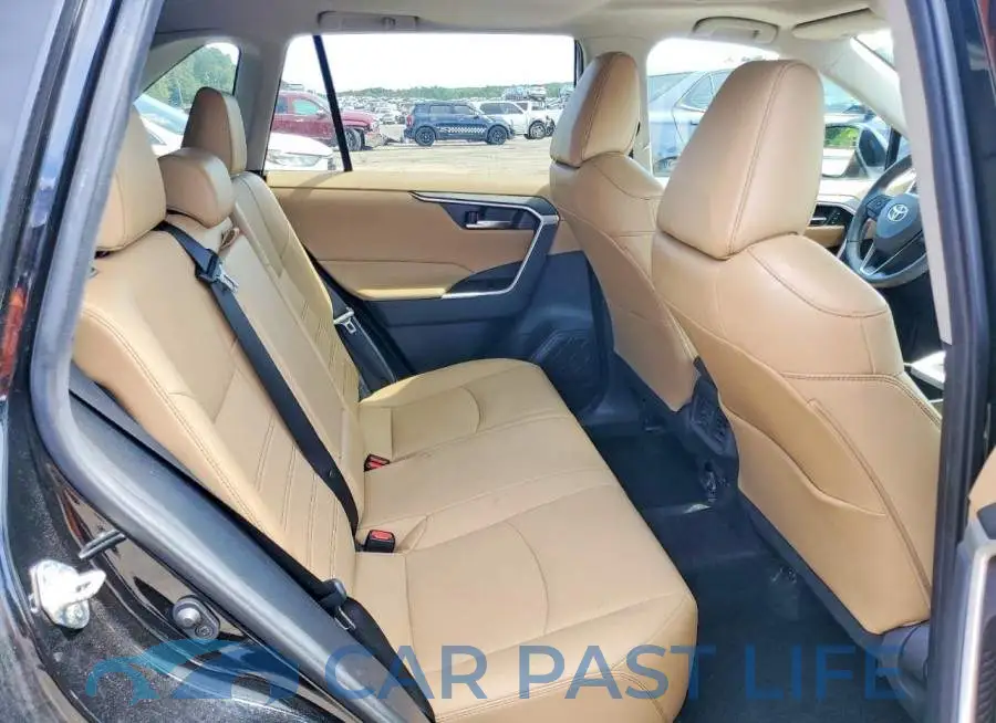 2T3C1RFV4NW196254# 11