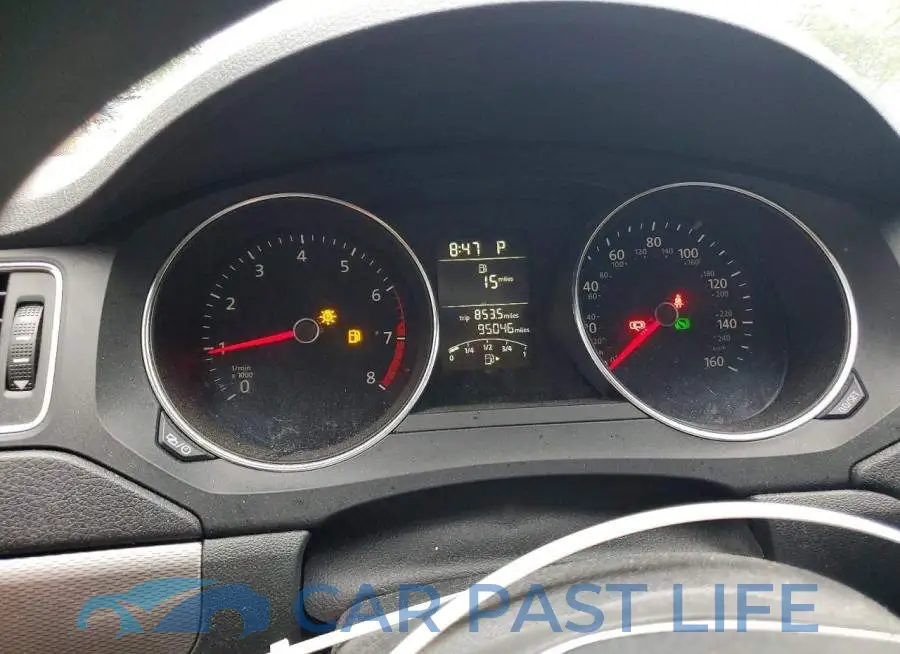 3VW2B7AJ8JM260483# 9