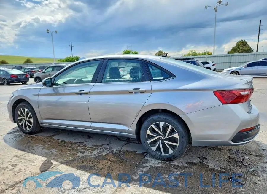 3VW4M7BU9PM011582# 2