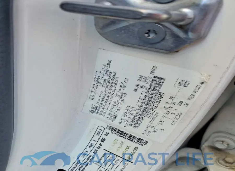 1LN6L9PKXH5624640# 12