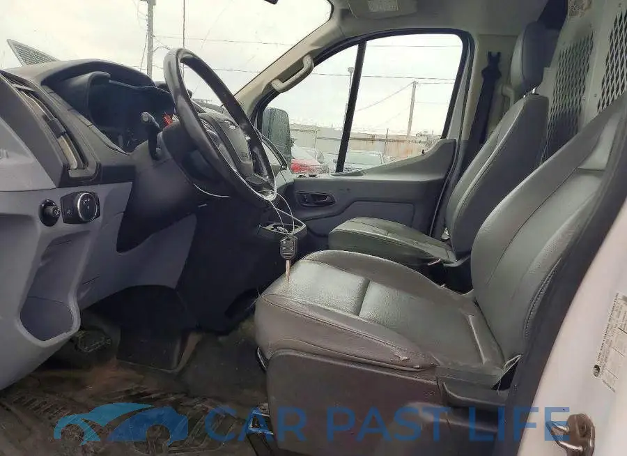 1FTYR2ZM5KKB10852# 8