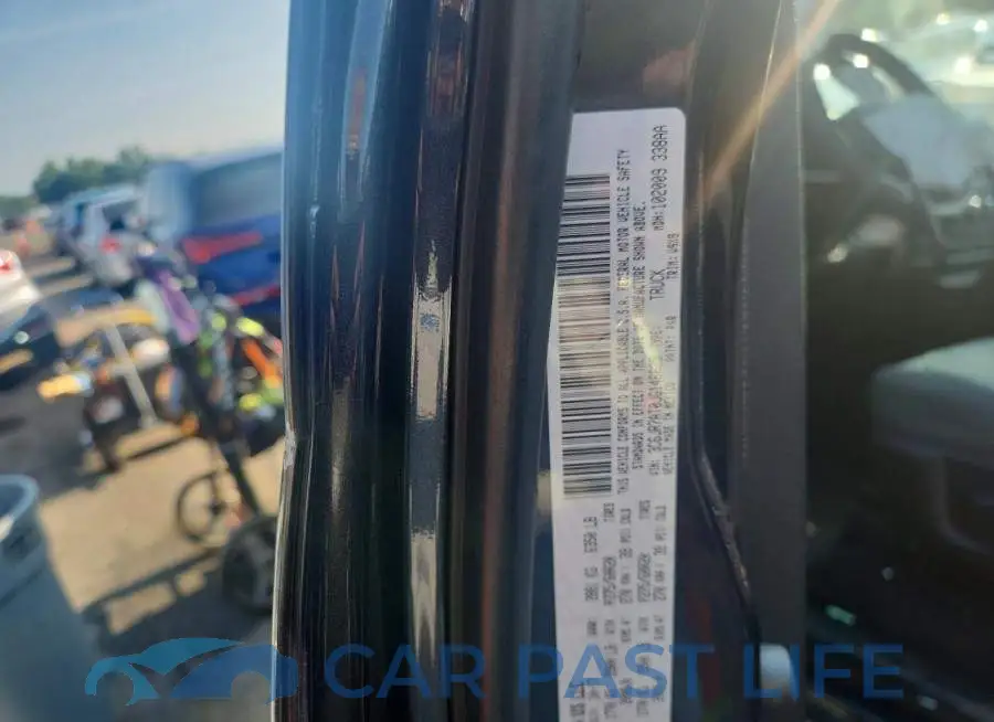 3C6JR7AT0JG146625# 12