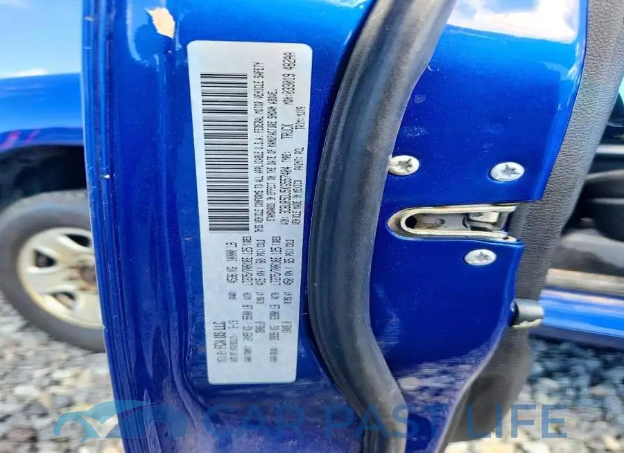 3C6UR5DJ5KG557404# 12