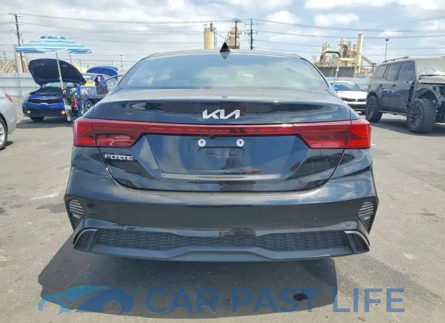 3KPF24AD0PE569607# 6