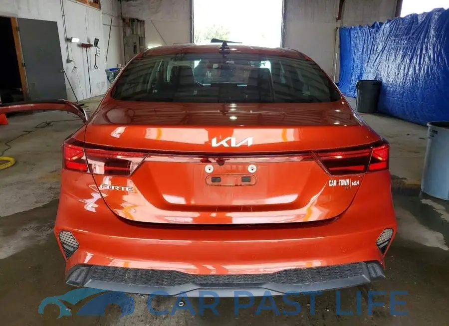 3KPF24AD5RE702283# 6