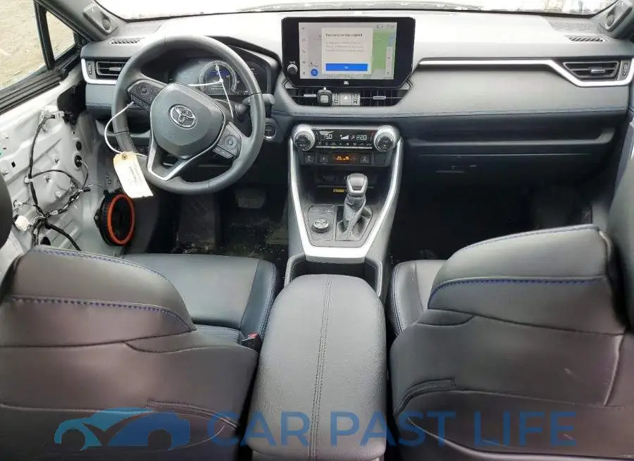 2T35WRFV8RW208518# 8