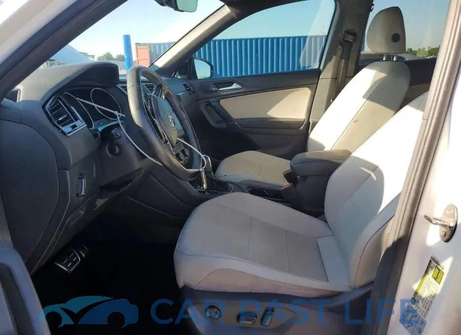 3VV3B7AX6LM175139# 7