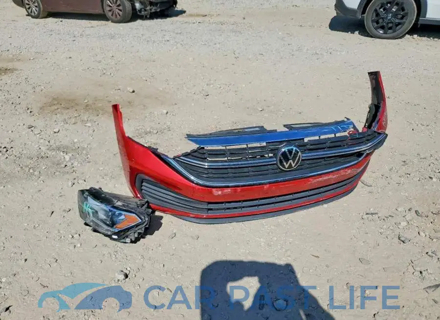 3VW7M7BU7NM011218# 12