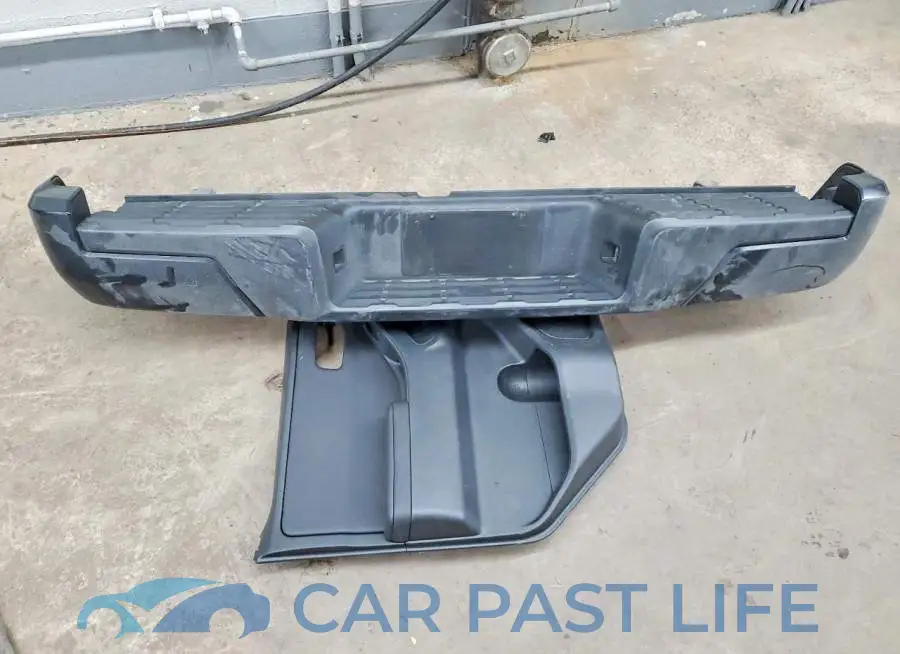 1N6ED1EK8RN631957# 12