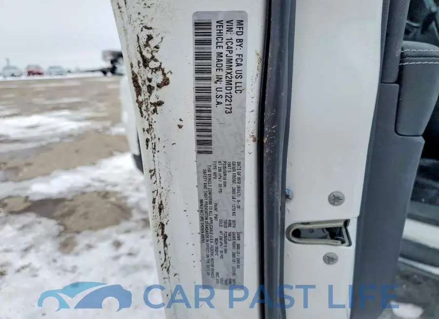 1C4PJMMX2MD122173# 13
