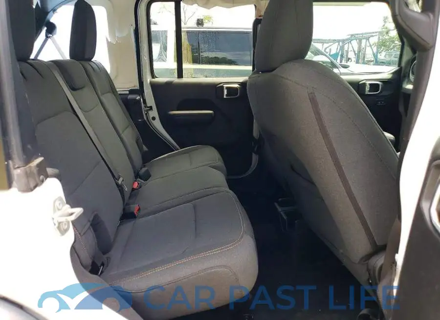 1C4PJXKN5RW237039# 11