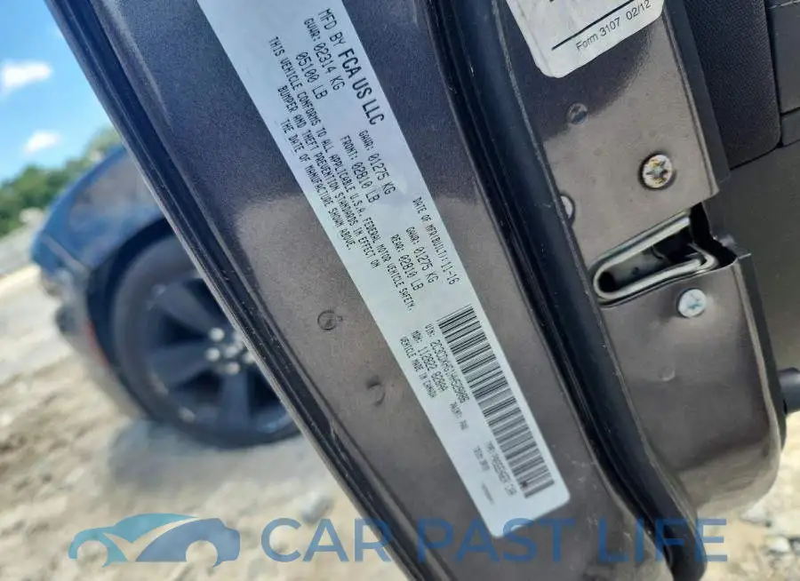 2C3CDXHG1HH528086# 12