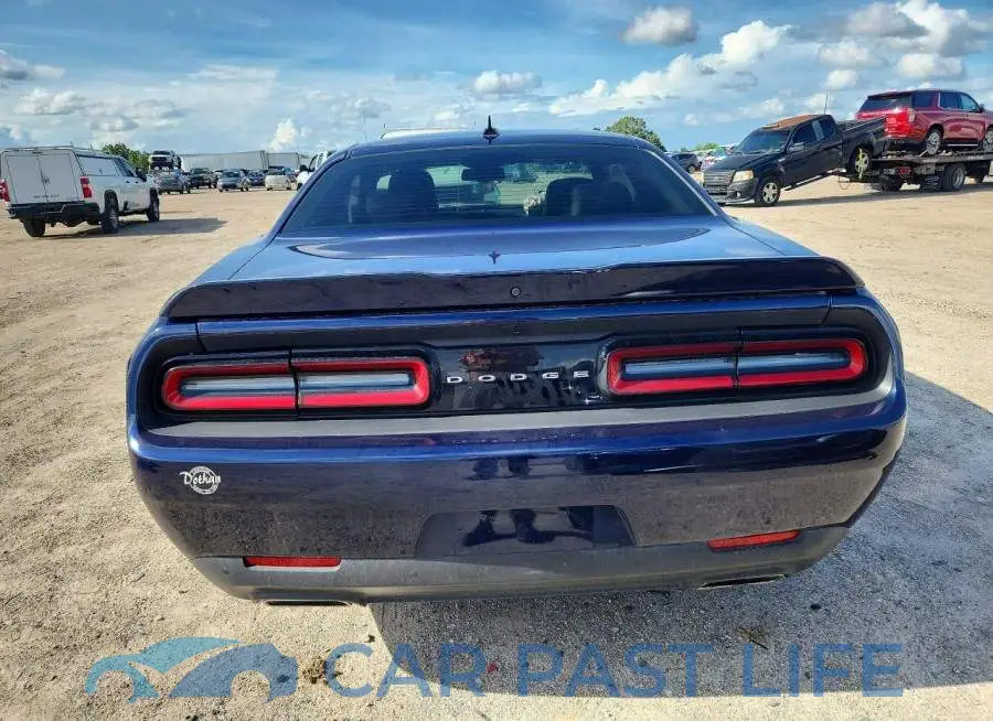 2C3CDZBT8HH627196# 6