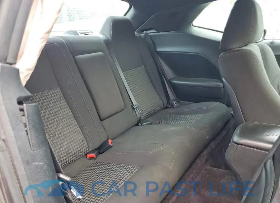 2C3CDZBT8JH219898# 10