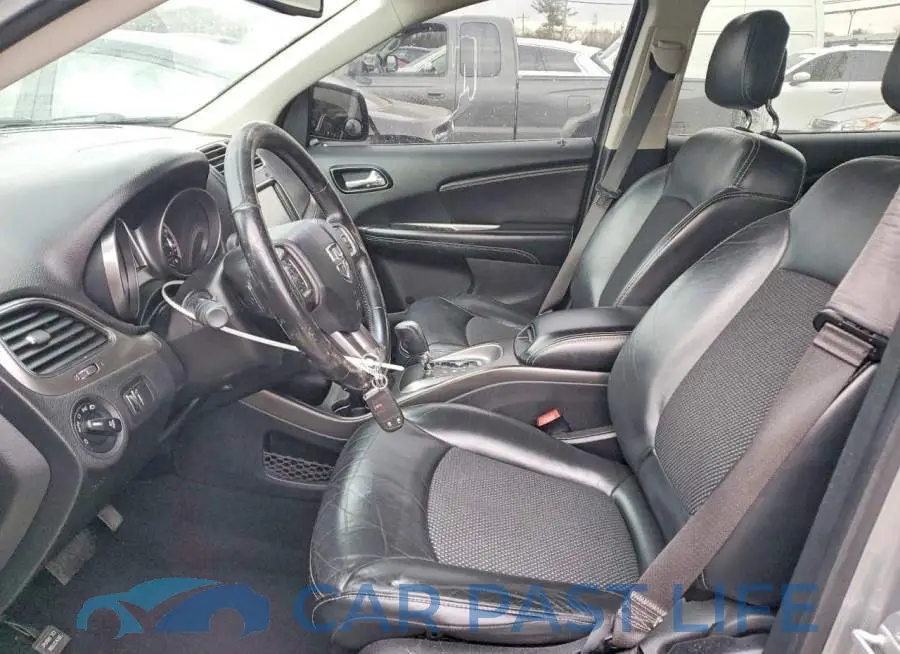 3C4PDCGG1KT700736# 7