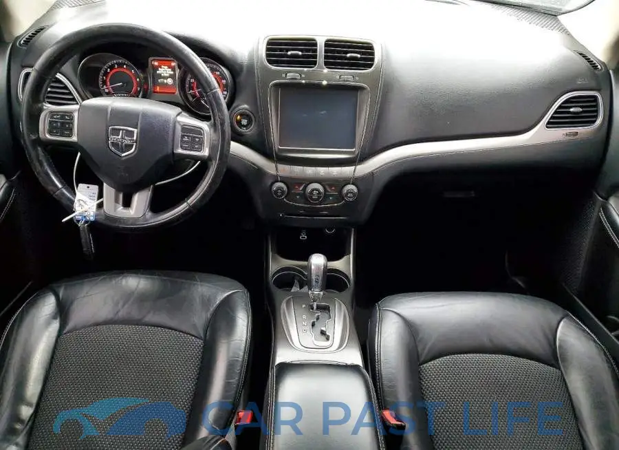 3C4PDCGG1KT700736# 8