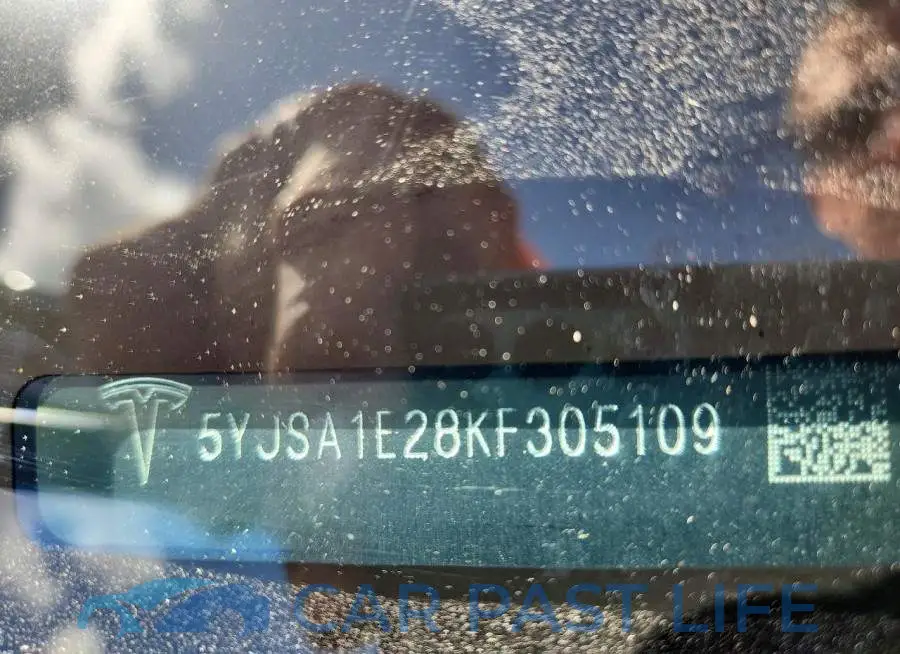 5YJSA1E28KF305109# 12