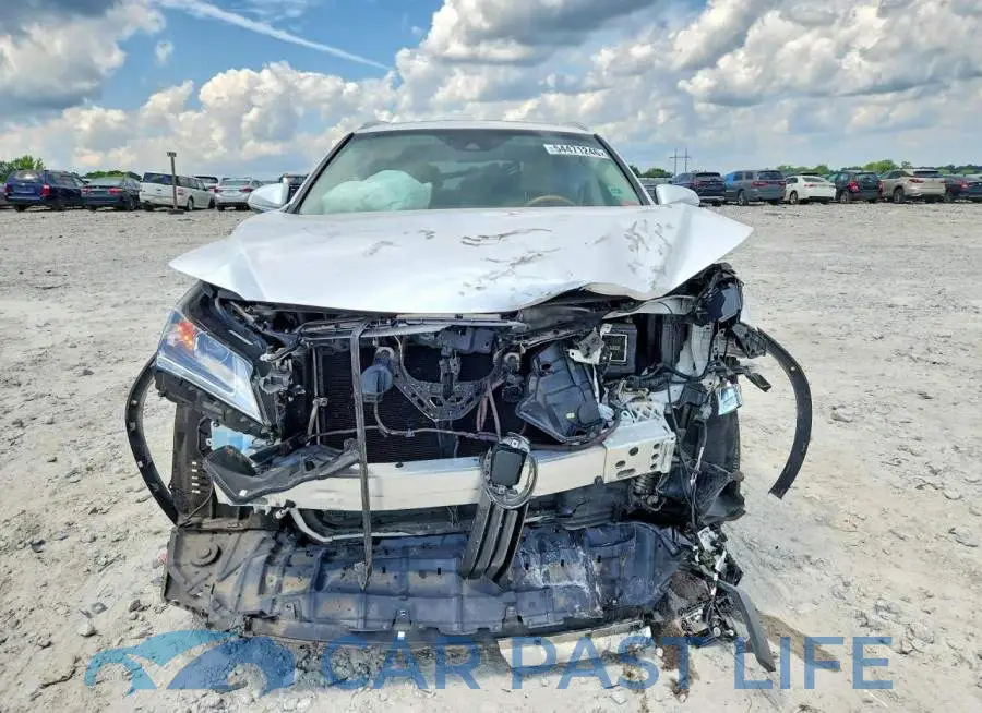 2T2ZZMCA8HC058329# 5