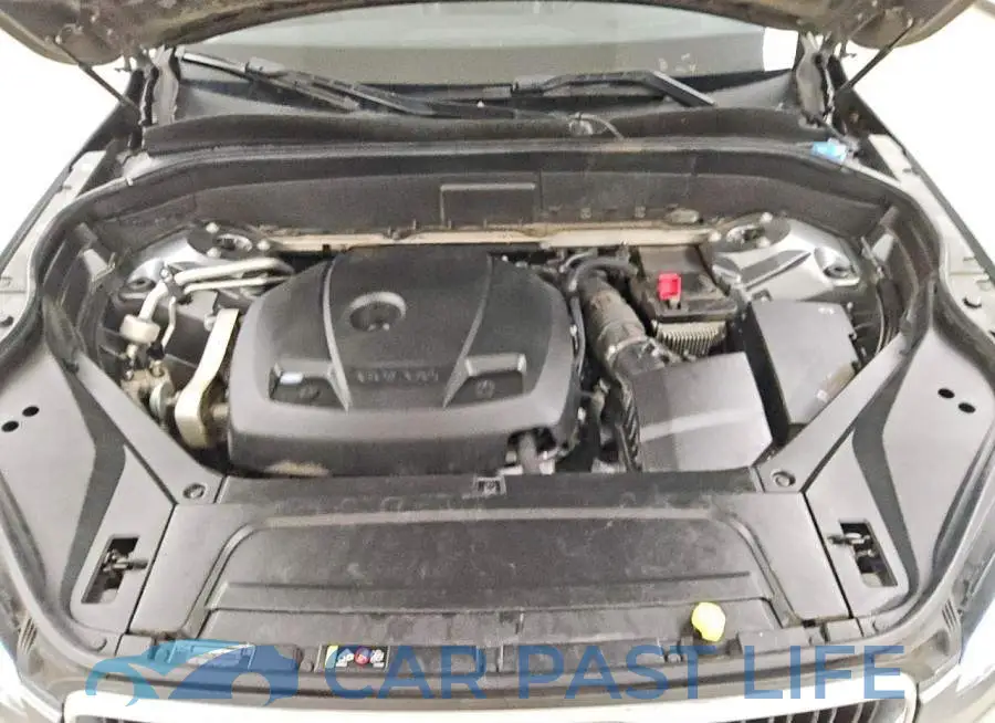 YV4A22PK8J1352379# 12