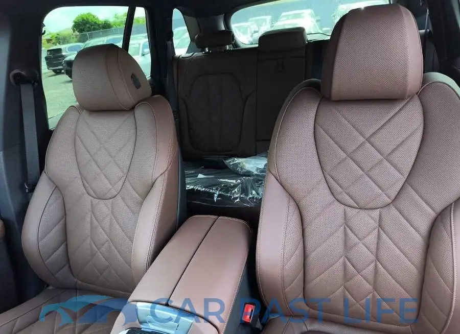 5UX43EU04T9355056# 10