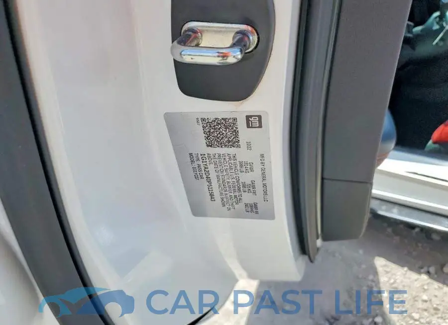1G1YA2D40P5115843# 12
