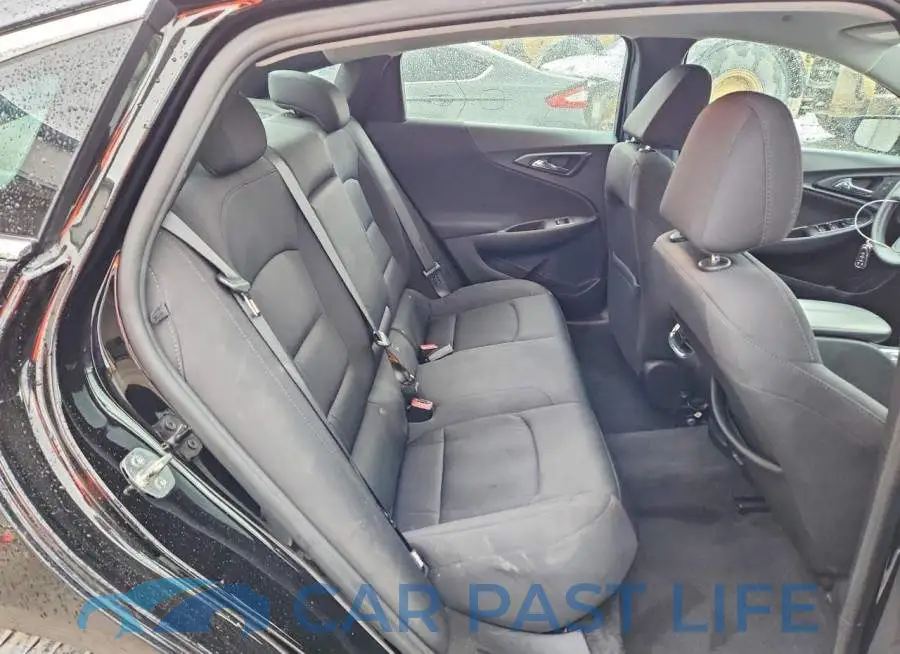 1G1ZD5ST6MF028722# 10
