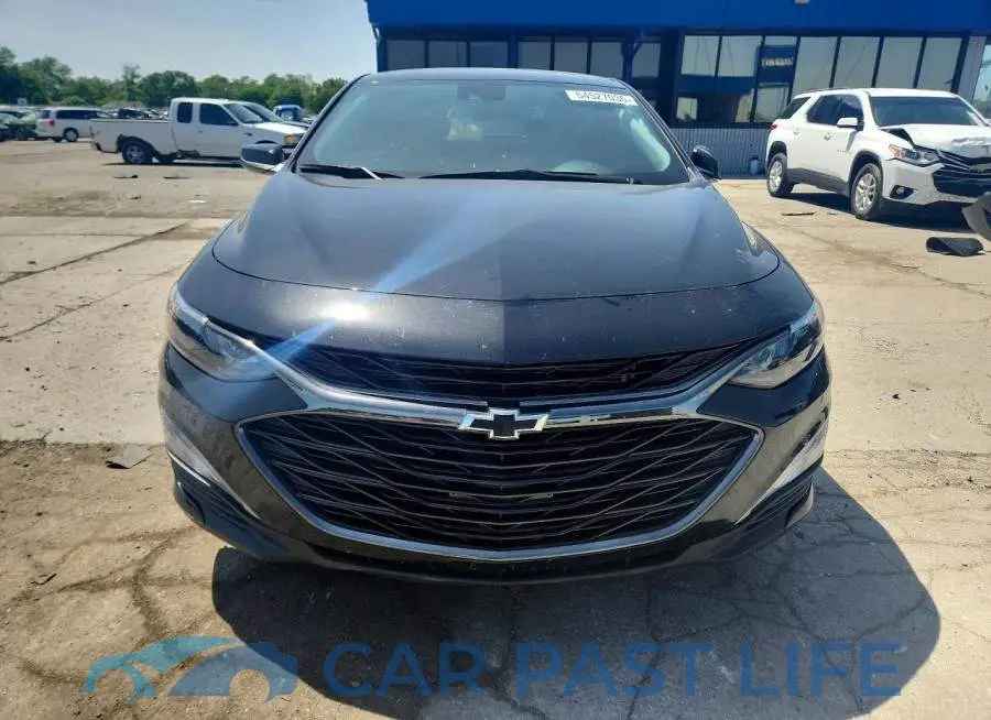 1G1ZD5ST9SF122588# 5