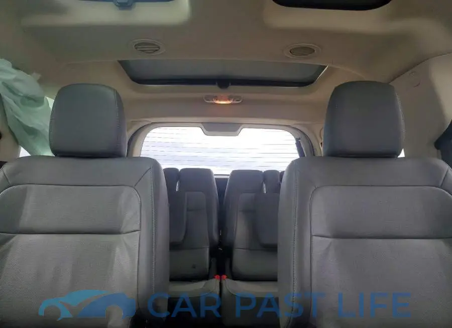 2FMHK6D88JBA15003# 10
